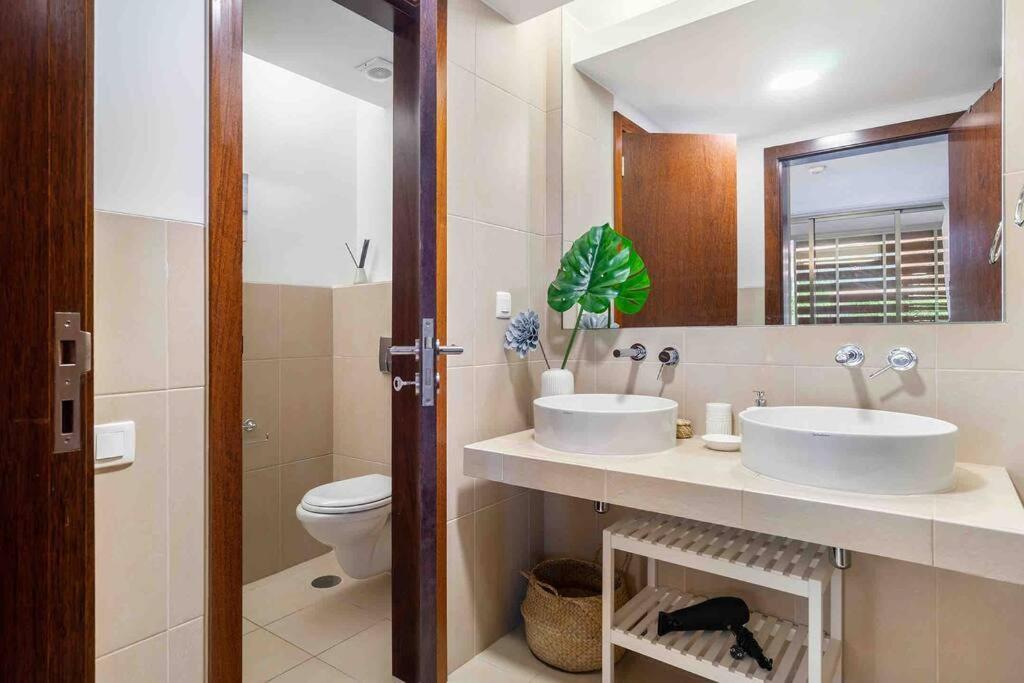 Salgados House 2-bedroom & 7 Pools *