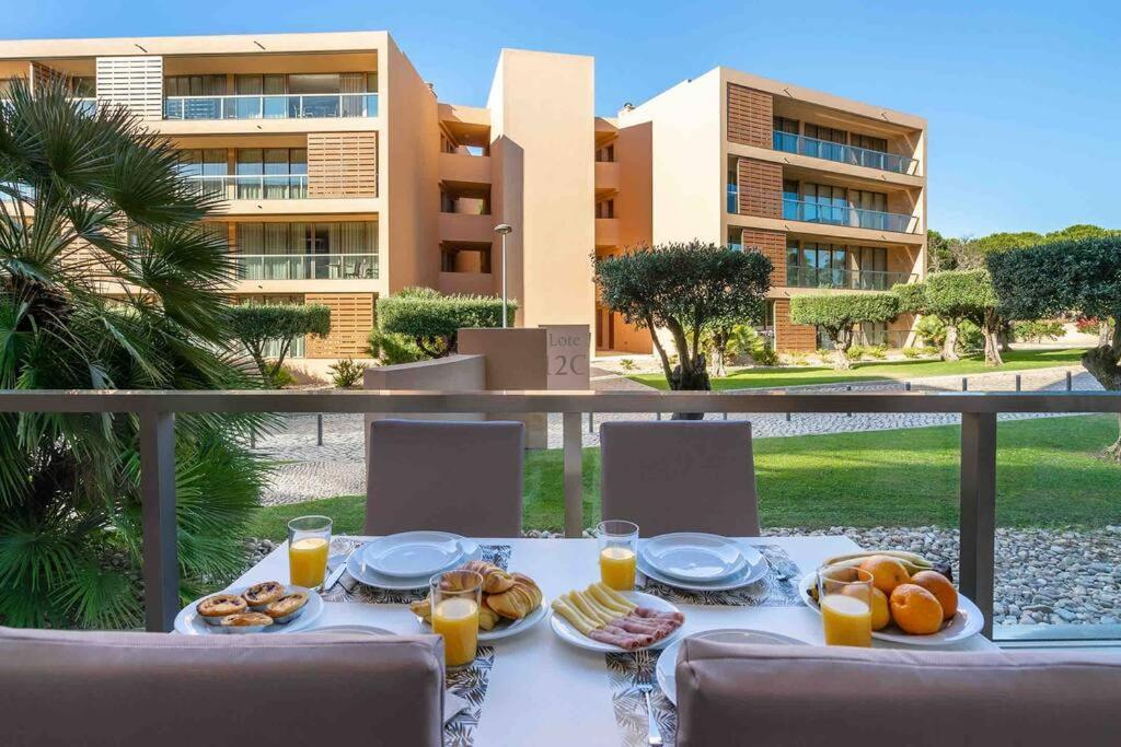 Salgados House 2-bedroom & 7 Pools Apartment *
